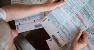 EL DRAMA DE NO LLEGAR A FIN DE MES: Un relato que no cierra por ningún lado